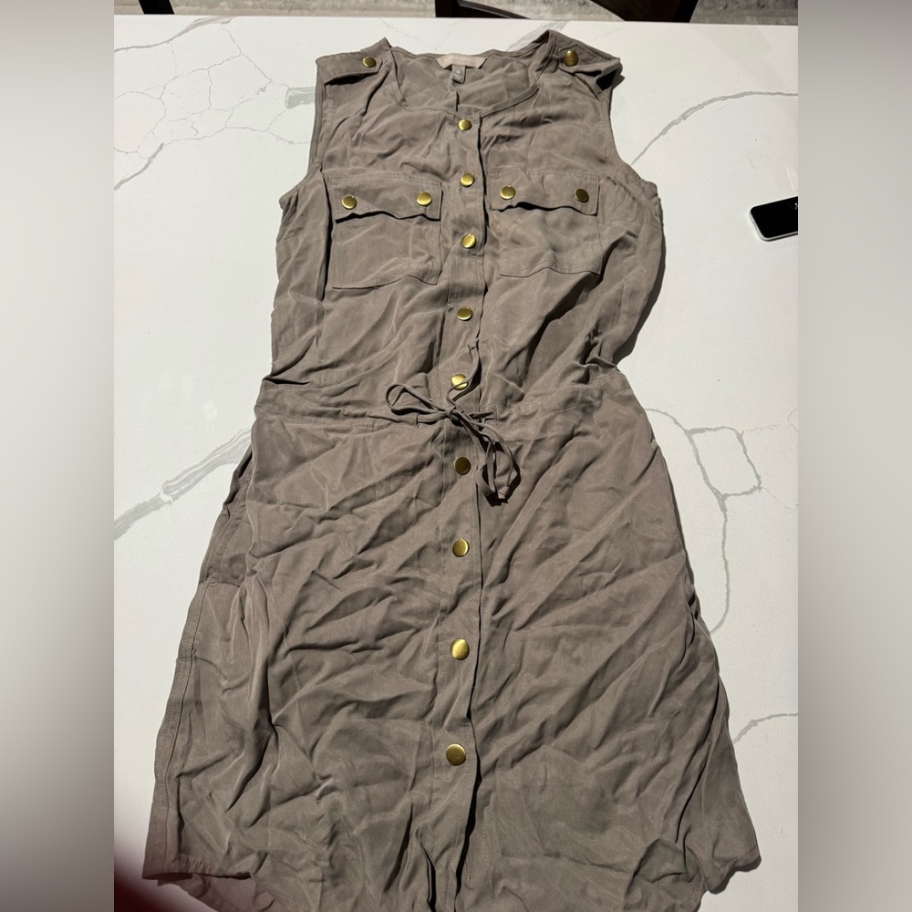 Banana Republic Women’s Shirtdress Sleeveless Tan Gold Buttons 0